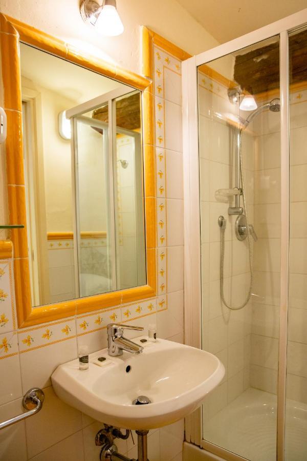 Tranquil Suite Near David Firenze Bagian luar foto